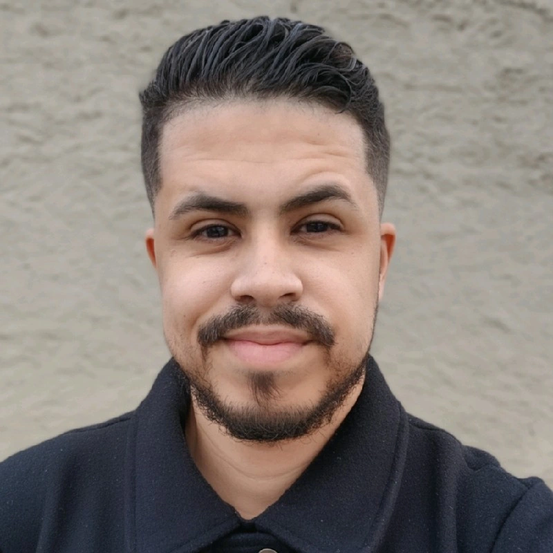 Johnny Scoth - Analista de CS Veles Mkt