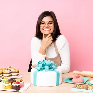 Imagem de capa para o Curso online Confeiteira de Sucessos