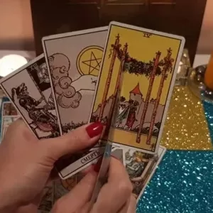 Imagen de portada para Curso online 🌟 Tarot Josnell Carta Mágica: Descubre Tu Destino 🌟
