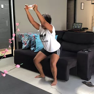 Imagem de capa para o Curso online Treino para Mulheres - Para Fazer em Casa