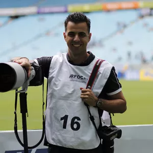 Imagem de capa para o Curso online Fotografia de Futebol, Imagens que alimentam uma paixão 
