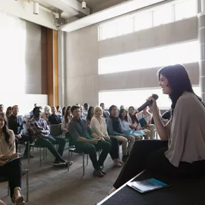 Cover image for Online course Corso di public speaking. Tecniche di public speaking (omaggio di altri 2 corsi a scelta) - ID-36-ITA