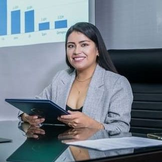 🔹Andrea Rivas, Asistente Contable.