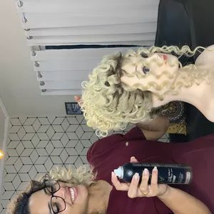 Imagem do curso penteados modernos