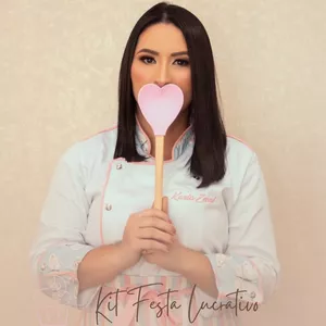 Imagem de capa para o Curso online Faturando com Confeitaria- Karla Zenni