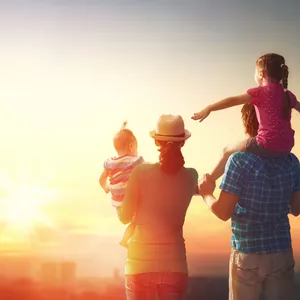 Imagen de portada para Curso online SANA LA RELACIÓN CON TUS PADRES Y SÉ FELÍZ