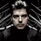 Ernesto P. Neto