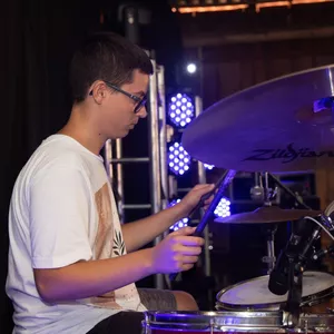 Imagem do curso Descomplicando a música 