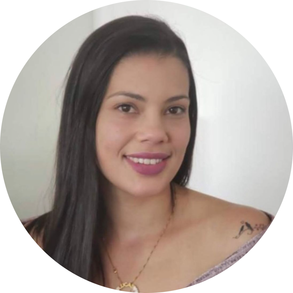 Caroline Fernandes