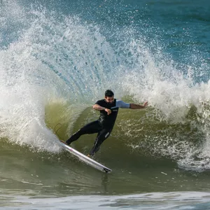 Imagem de capa para o Curso online Surf Treino Presencial + Fala Aí Combo Todas as manobras 