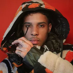 Imagem de capa para o Curso online NO CONTROLE DA VOZ