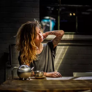 Imagen de portada para Ebook Alivio Rápido: Rutina de 5 Minutos para el Bienestar de tu Espalda