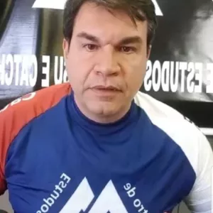Imagem de capa para o Curso online Heel Hooks - Principiologia, biomecânica dos movimentos e defesas (MENSAL)