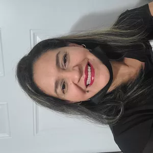 Imagen de portada para Curso online Como encontrar creativamente historias para un video en un dia sin invertir dinero?