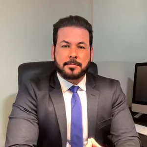 Imagem de capa para o Serviço online Atendimento Online - Davydson Castro &amp; Advogados Associados