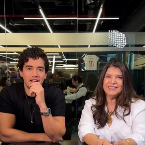 Imagem de capa para o Ebook A Voz que Lidera - Ebook