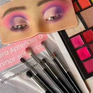 Imagen de portada para Curso online Curso "Aprender a difuminar sombras"