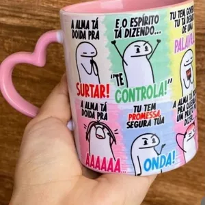 Imagem de capa para o Curso online ARTE PARA CANECA A ALMA TÁ DOIDA PRA SURTAR - ARTE AVULSA
