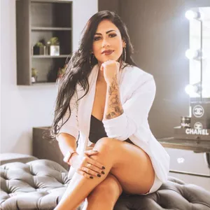 Imagem de capa para o Ebook Aprenda Design de Sobrancelhas do Zero ao Avançado - Português