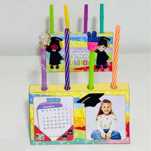 Imagem de capa para o Ebook Calendário de mesa - formatura