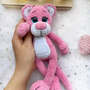Imagem de capa para o Ebook Amigurumi do Zero: Como Começar a Fazer e Vender com Sucesso