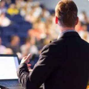 Cover image for Ebook  E-Book 7 Tips on how to develop your Public Speaking
