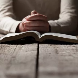 Imagem de capa para o Curso online SEMINÁRIO VIDA DE ORAÇÃO