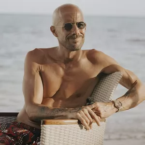 Imagen de portada para Curso online Mis cursos más cabrones: Dinero y Mente