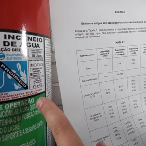 Imagem de capa para o Curso online Serviço de Inspeção e Manutenção em equipamentos de segurança contra incêndio e emergência 