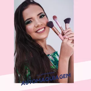 Imagem de Curso de Auto Maquiagem criado por Romario na hotmart