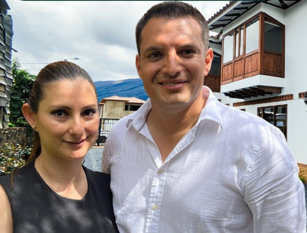 Carlos Russi y Diana Barragán