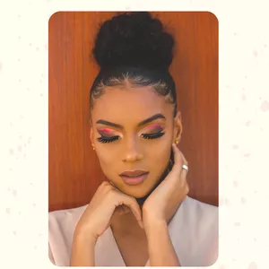 Imagem de capa para o Ebook Guia Definitivo para Vender Produtos de Maquiagem Online: Construa seu Império de Beleza Virtual