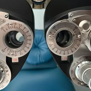 Imagen de portada para Curso online "Domina la Optometría desde Casa: Conviértete en Experto en Salud Visual y Práctica Clínica en Días"