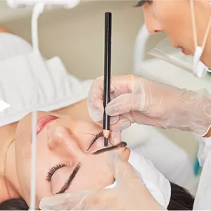 Imagem de capa para o Curso online Microblading Fio a Fio