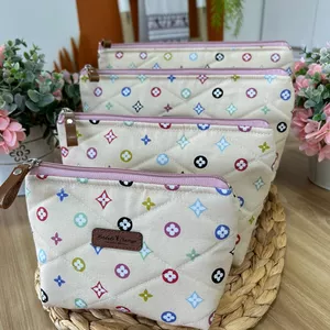 Imagem de capa para o Ebook Moldes Necessaire Básica