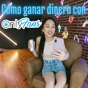 Imagen de portada para Ebook Cómo ganar dinero con OnlyFans - Guía completa para creadores de contenido