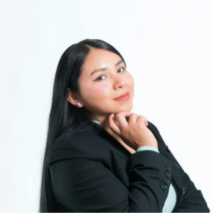 🔹 María F. – Especialista de Marketing
