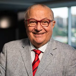 Imagem de capa para o Curso online Contratos com Venosa