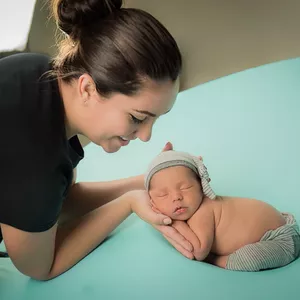 Imagem de capa para o Curso online Curso de Fotografia Newborn