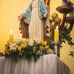 Cover image for Ebook Novenas para todos: Acercándote a lo divino con devoción