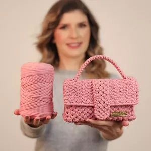 Imagem do curso CRIANDO BOLSAS EM MACRAMÊ DO ZERO