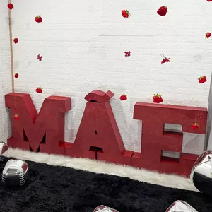 Imagem de capa para o Ebook Moldes de Letras MÃE para Imprimir: Como Fazer Decoração para o Dia das Mães com Letras de Papelão Grande 3D