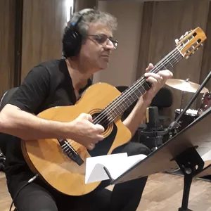 Imagem do curso Curso Prático de Violão com Cassiano Freitas