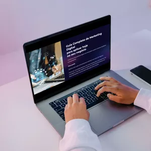 Imagem de capa para o Ebook Guia Completo de Marketing Digital para aplicar hoje no seu negócio
