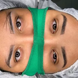 Imagem de capa para o Curso online Curso de Design de Sobrancelhas