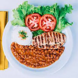 Imagem de capa para o Ebook 10 receitas rápidas do dia-a-dia