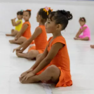 Imagem de capa para o Curso online Metodologia de Dança Infantil: Brincando de Dançar
