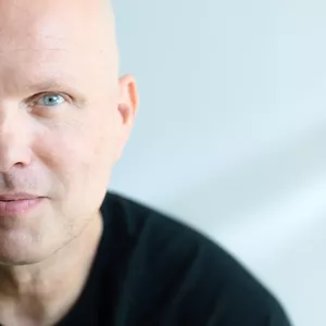 Imagem de capa para o Ebook Pensamentos e Inspirações em Segundos por Ed Siatti