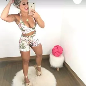 Imagem de capa para o Ebook Moldes em arquivo  PDF de todos os tipos de roupas em geral