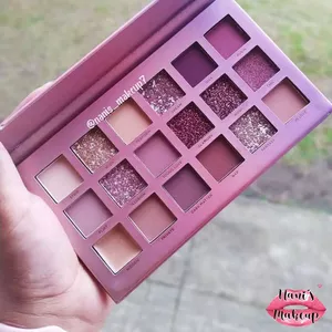 Imagen de portada para Curso online Sombras Soft Nude Ruby Rose 